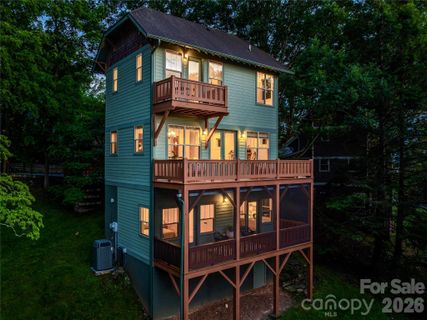 14 Sunset Drive pending home in Sunset Park, Asheville, NC