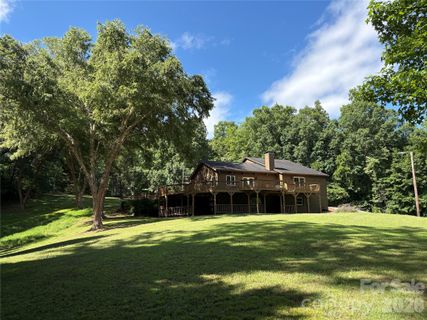 214 Fallingwood Circle