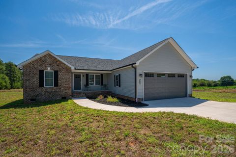 2128 Chatfield Road