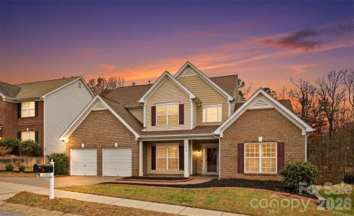 11919 Erwin Ridge Avenue active home in Old Stone Crossing, Charlotte, NC