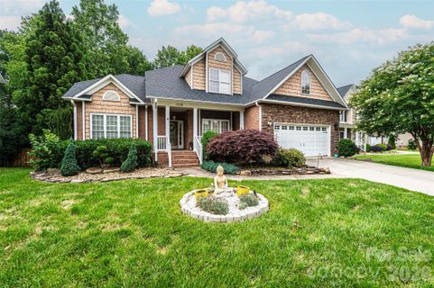 Homes in Lawsons Creek, Hickory
