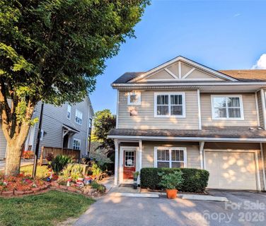 65 Foxden Drive active home in Fox Glen Condominium, Fletcher, NC