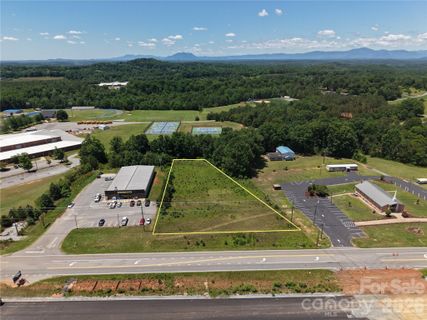Tbd Us 221n Highway