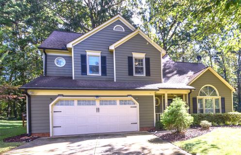 135 Southhaven Drive pending home in Bridgeport, Mooresville, NC
