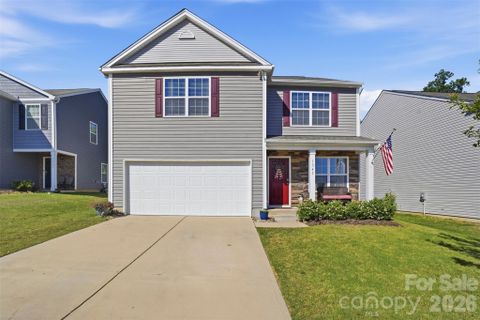 1347 Mifflin Lane pending home in The Mills At Long Creek, Dallas, NC