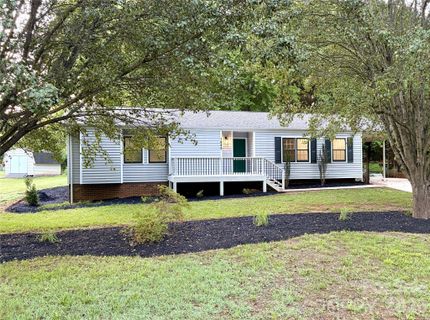 1880 Woodridge Circle active home in Woodridge, Hickory, NC