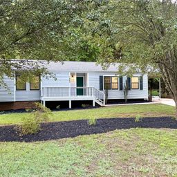 1880 Woodridge Circle