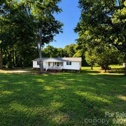 428 E Club Drive