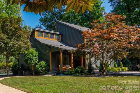 7917 Serendipity Lane pending home in Raintree, Charlotte, NC