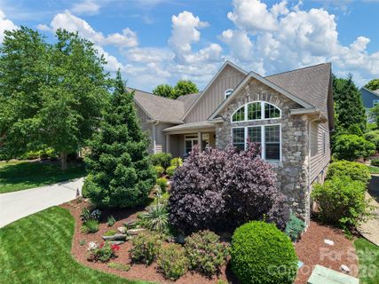 63 Whistlewood Lane