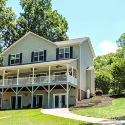 794 Riverwood Drive