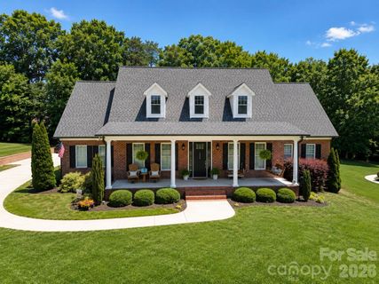 1550 Laudun Drive pending home in Cold Water Creek, Lincolnton, NC