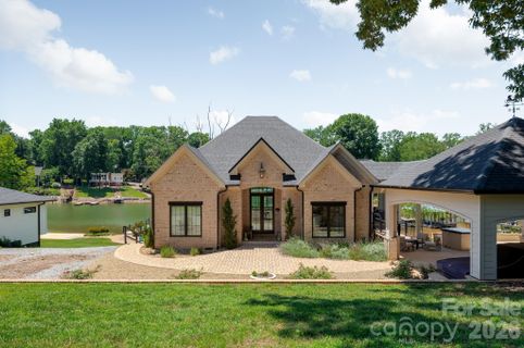 445 Sundown Road