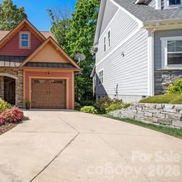 39 Tudor Way
