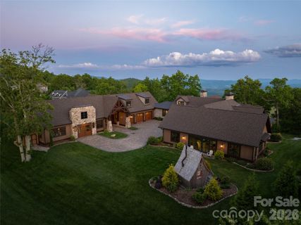 A home in Grand Highlands At Bearwallow, Hendersonville