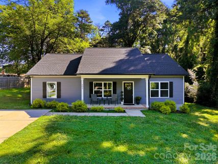 Homes in Catawba Heights, Mount Holly