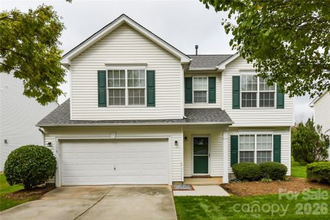 11927 Cheviott Hill Lane pending home in Coventry, Charlotte, NC