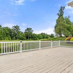 52224 Longspur Lane