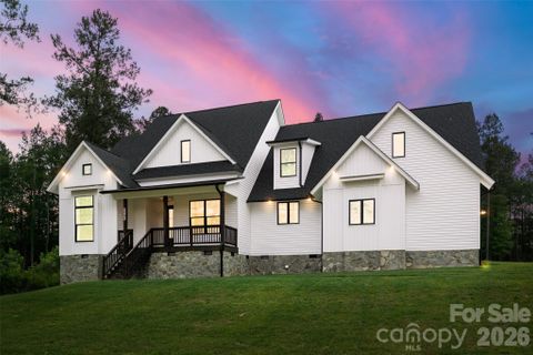 Homes in Magnolia, Clover