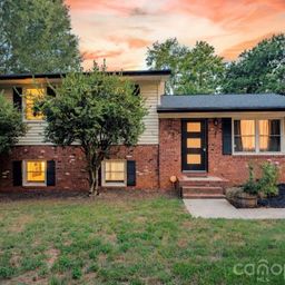 827 Brookwood Drive