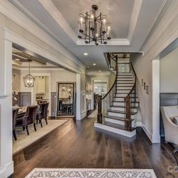 752 Lynderhill Lane