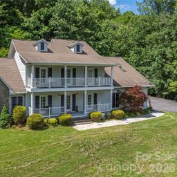 302 Davy Crockett Drive