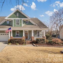 1044 Hunters Run Drive