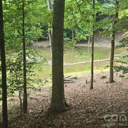 154 Oak Point Lane