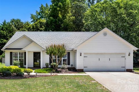 4286 Timberwood Drive sold home in Huntington Forest, Gastonia, NC
