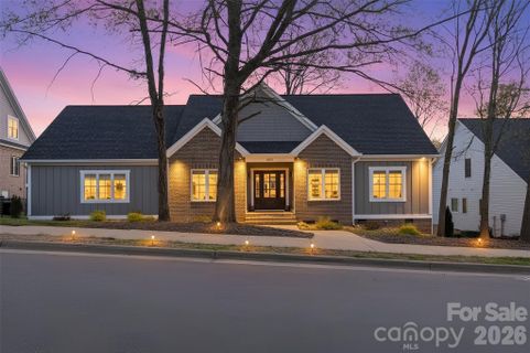 405 19th Avenue Circle active home in Hutton Estate, Hickory, NC