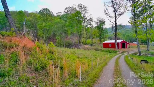 3325 Pack Mountain Road