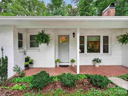 Homes in Salley Hill, Saluda
