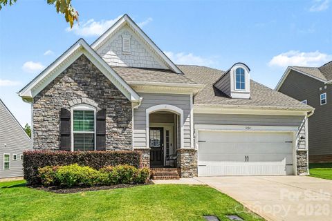 3024 Deep River Way
