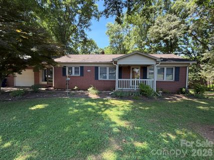 110 1st Street Place pending home in Spencer Acres, Conover, NC