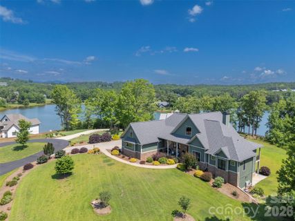 398 Mapleton Lane