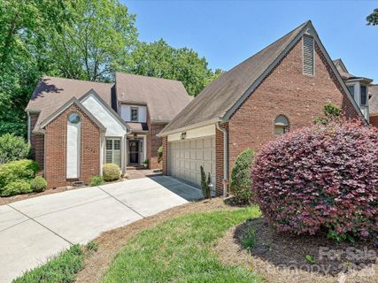 5203 Rustlewood Lane pending home in Carsons Pond, Charlotte, NC
