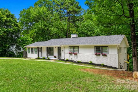 716 Grandview Drive active home in Beverly Hills, Concord, NC