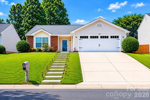 1788 Baylor Drive pending home in Bristol Park, Rock Hill, SC