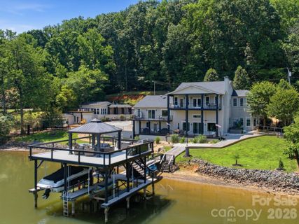 2640 Sadler Road active home in Lake Wylie, Charlotte, NC