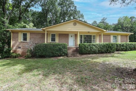 210 Cliffside Drive