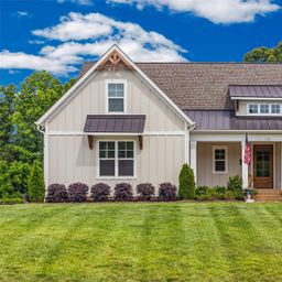 172 Triple Ponds Court