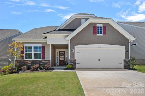 1969 Copper Path Drive active home in Elizabeth, Fort Mill, SC
