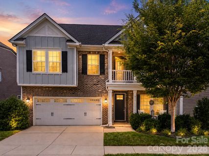859 Pecan Tree Lane sold home in Oakland Pointe, Fort Mill, SC