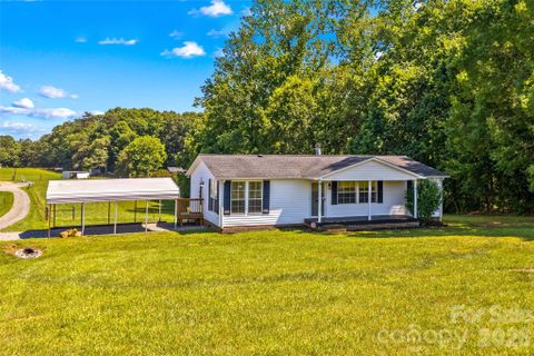 777 Midway Road active home in Mountain View Estates, Statesville, NC