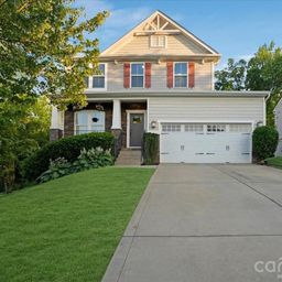 278 Almora Loop