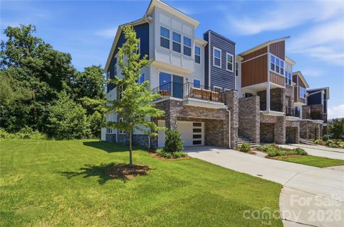 3324 Treble Court active home in Aria At The Park, Charlotte, NC