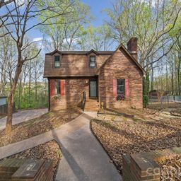 200 Maple Court