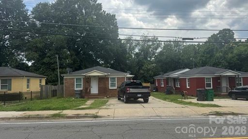 2021 Lasalle Street active home in Lincoln Heights, Charlotte, NC