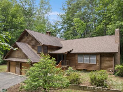 Homes in Glen Cove, Arden