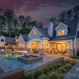 117 Doolittle Lane